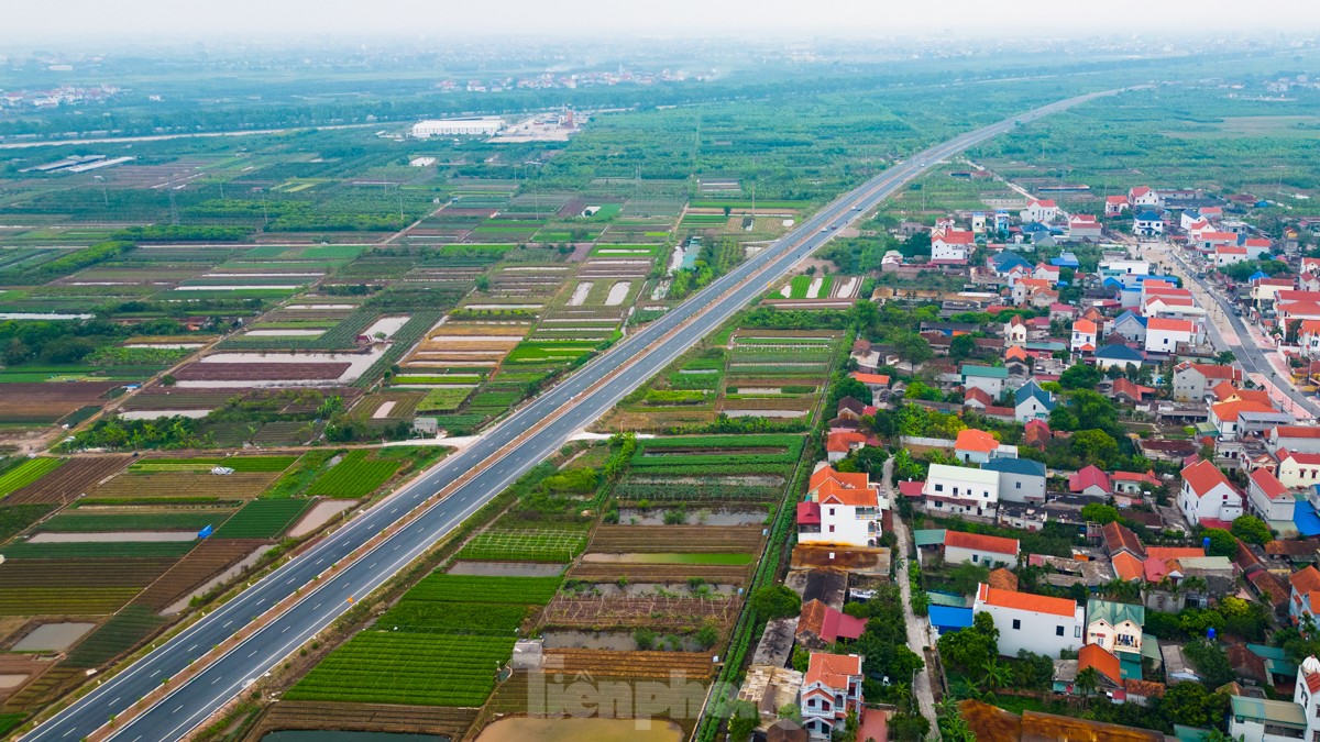 Cận cảnh tuyến đường liên tỉnh Hà Nội – Hưng Yên gần 3.000 tỷ sắp hoàn thành